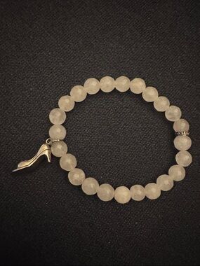 NWOT Chavez for Charity Cinderella Bracelet with Silver High Heel Charm